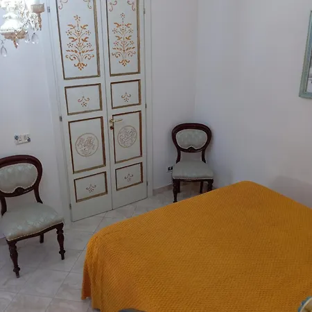 Apartment La Petite Maison