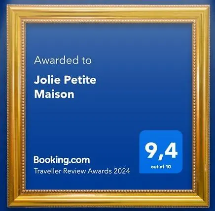 La Petite Maison Apartment *
